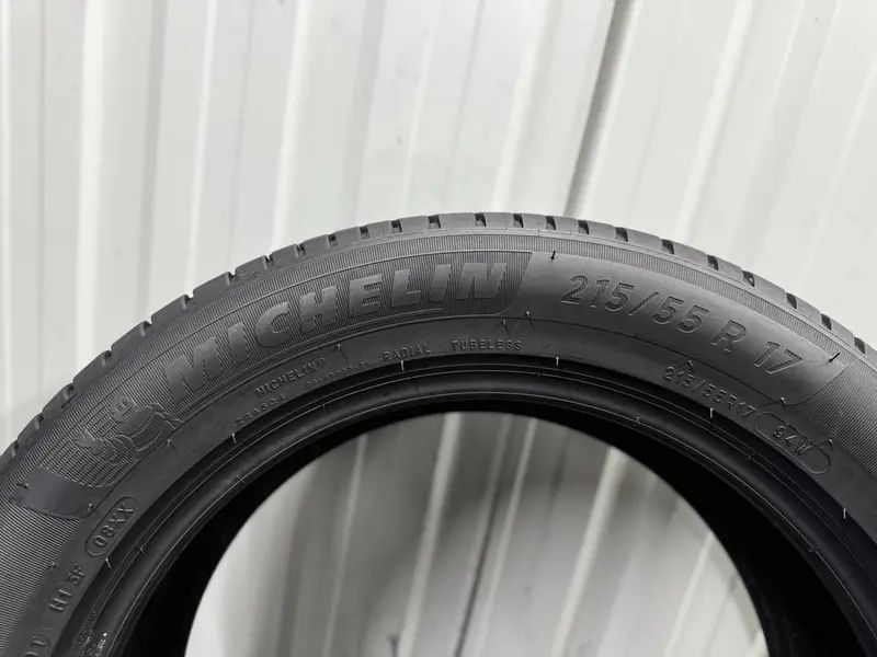 Шини бу 215 55 R17 Michelin Primacy 4