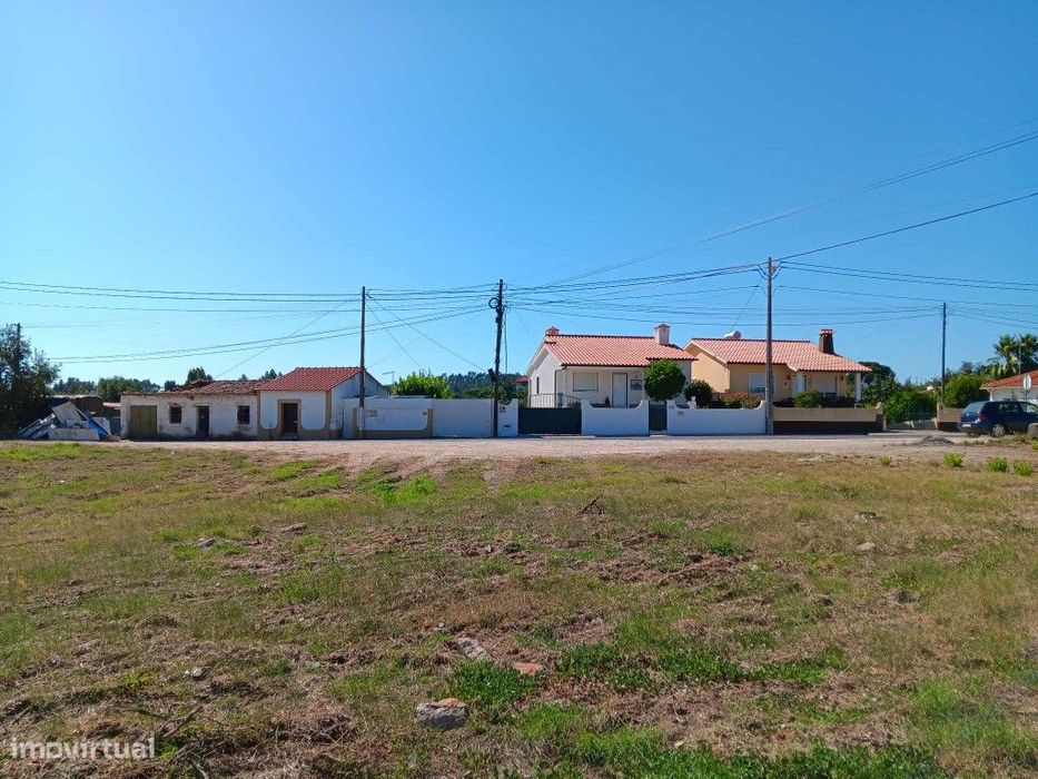 Terreno de 6.211m2, situado Roda Grande , Tomar — Asseiceira, Santarém
