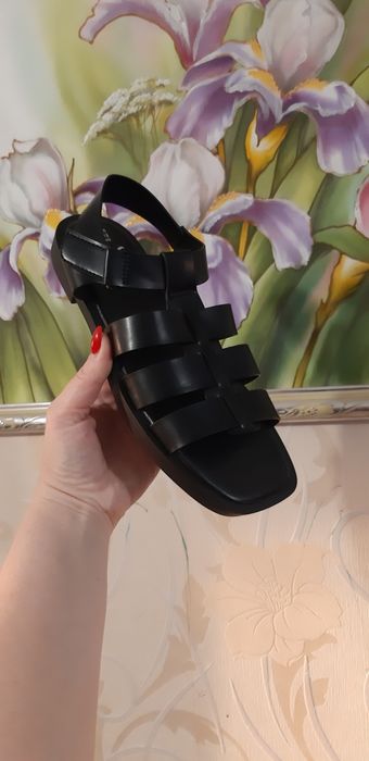 Босоніжки 39 розмір