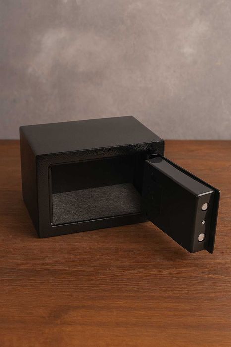 Sejf domowy elektroniczny z szyfrem i kluczem | na pieniądze i klucze