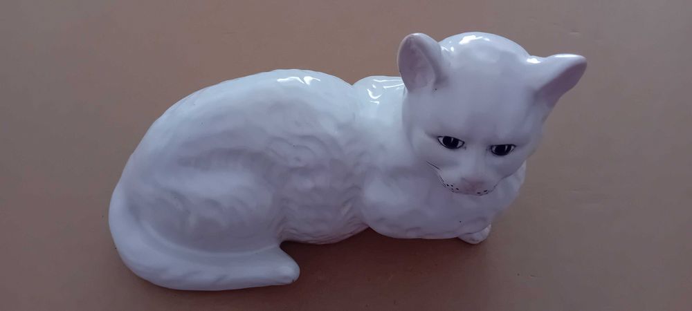 Gato Peça Loiça Portuguesa Marcado na Base