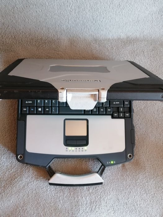 Dotykowy Panasonic ToughBook CF-31  i5-3340M 16GB 256GB SSD Windows 1