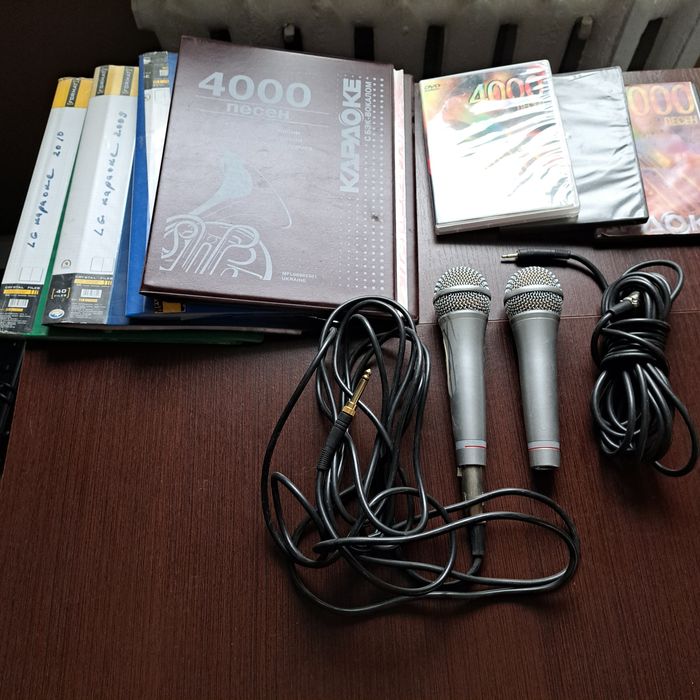 DVD плеер с караоке.