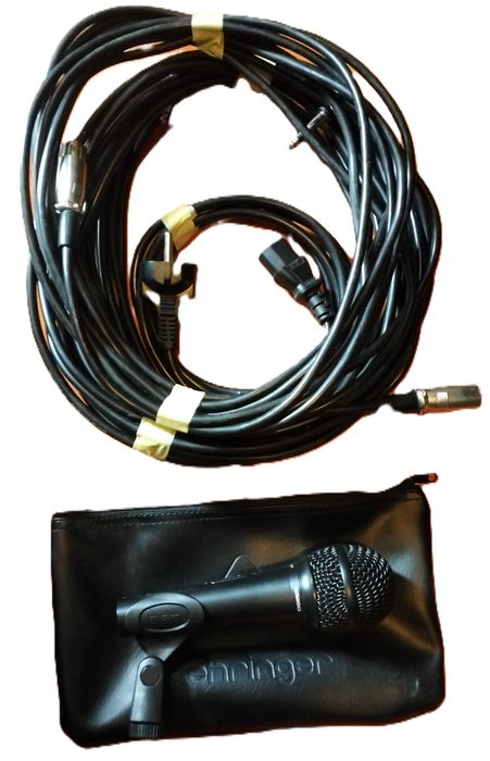 Behringer EPS500MP3 PA activo