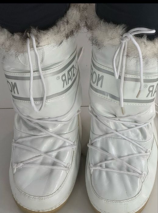 Moon Boot з написом NORTH STAR. Б/у
