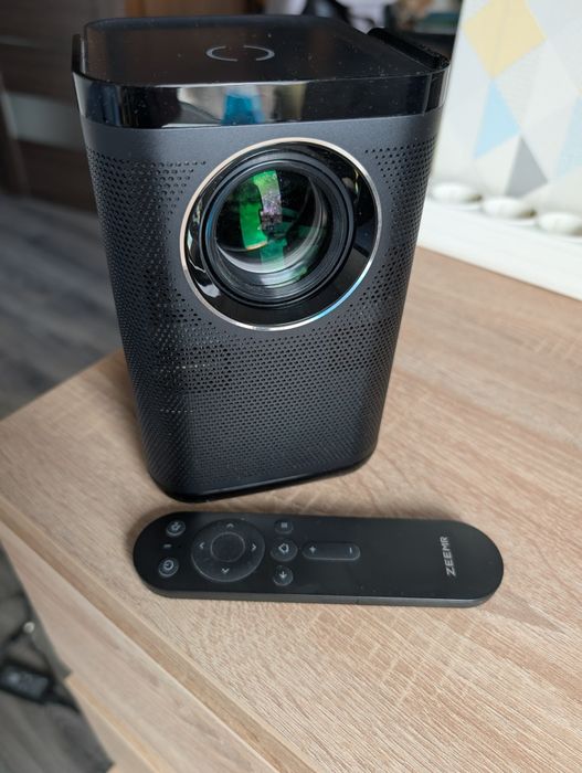 Проектор ZEEMR D1 Pro