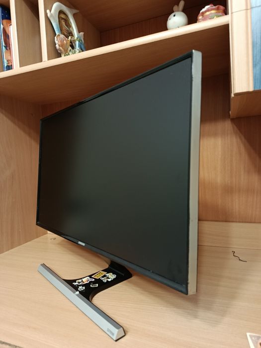 Монітор Samsung модель S27D590 60HZ