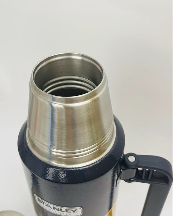 Термос Stanley Classic 1.3L