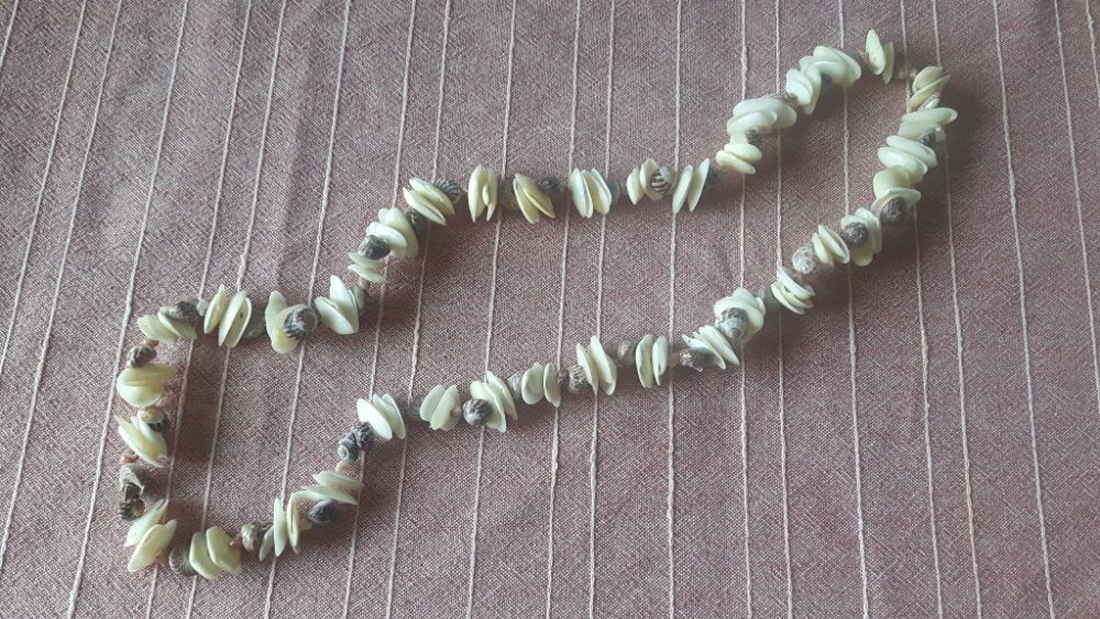 Colares de Cochas e Búzios antigos La Toja