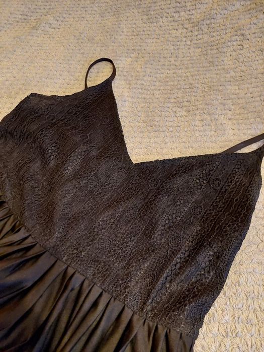 Czarna sukienka MIDI, spódnica plisowana