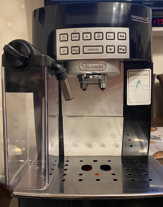 Ekspres delongi cappuccino