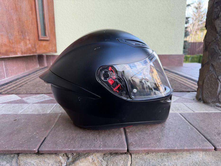Матовий шолом agv k1