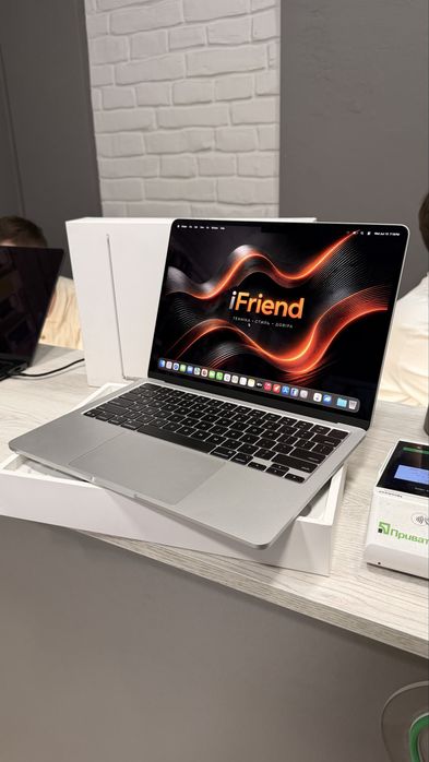 New/Open Apple MacBook Air 13“ Midnight/Silver M4 16/256 2025рік