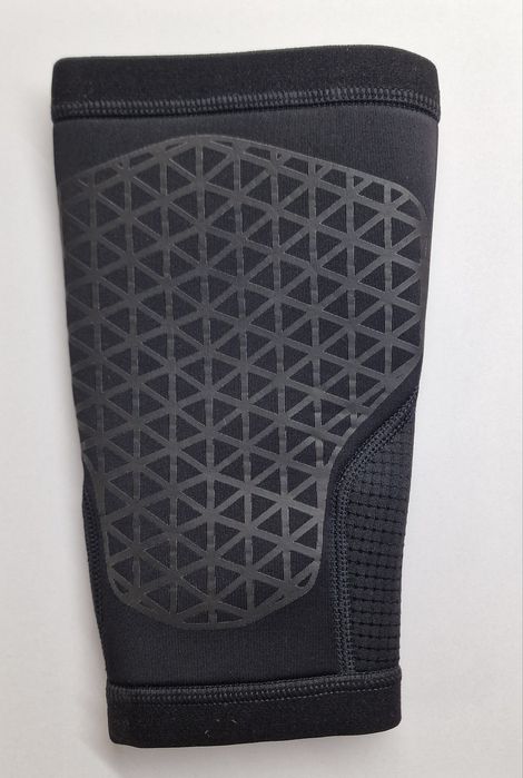 Продам компресійні рукави Nike Pro (пара)