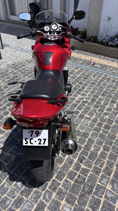 Kawasaki ZR 7S 2006