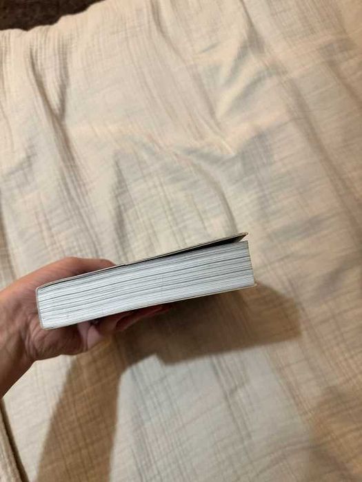 Osobliwy dom pani Peregrine – Ransom Riggs