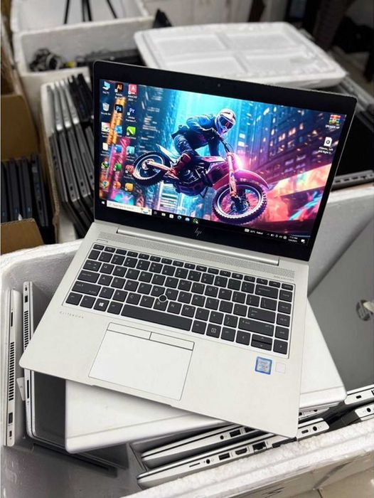 HP Elitebook 14" i5-8265U/16GB/256Nvme gama Profissional