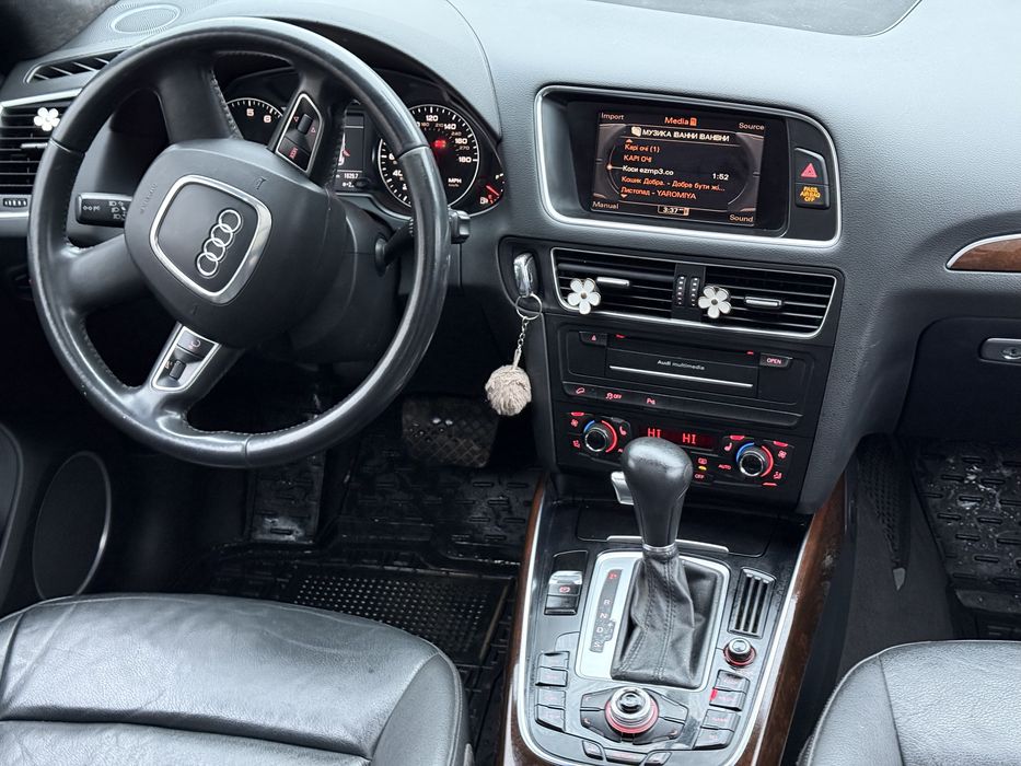 Продам Ауді Q5 2010 р.