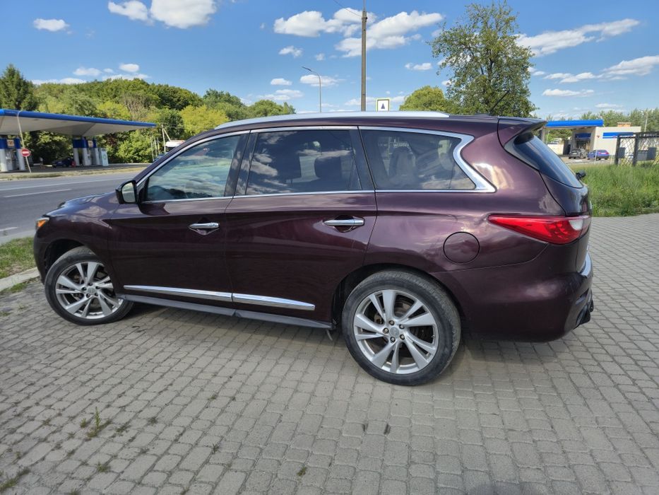 Infiniti JX35/QX60 2012рік. Газ-бензин.