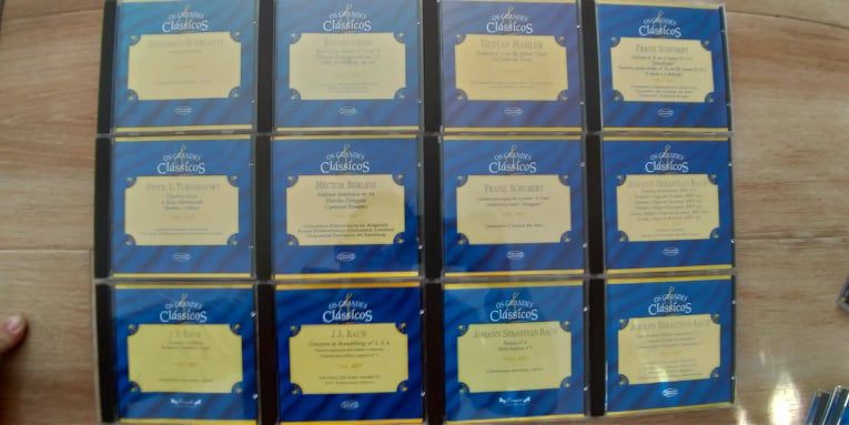 Os Grandes Clássicos 70CDs