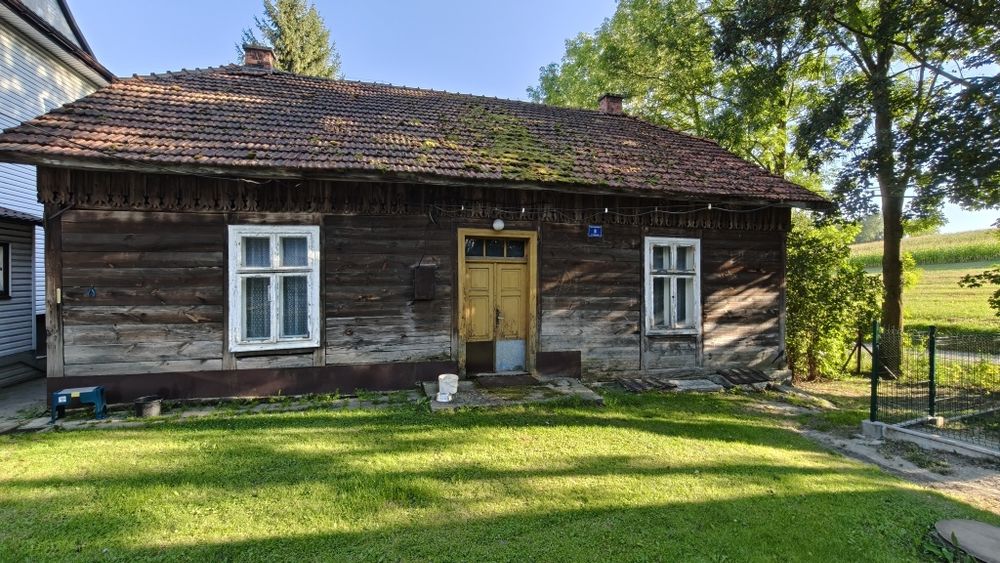 Dom drewniany do rozbiórki oddam.