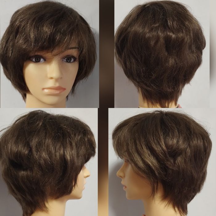 Парик (перука) из натуральных волос.