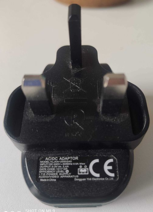 ładowarka USB 2.4A wtyczka UK 100-240Vac 50/60hz