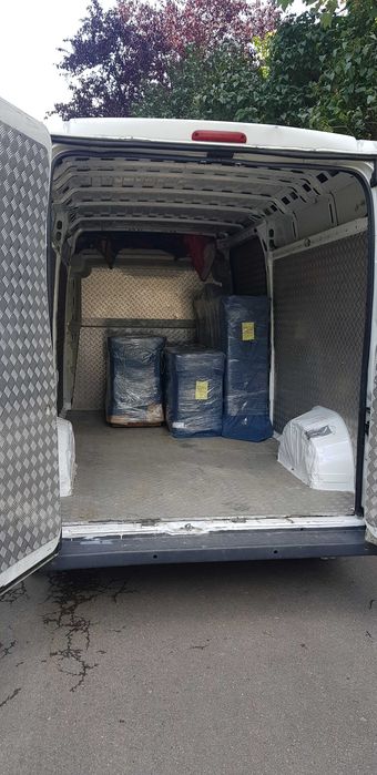 Transport przeprowadzki / Oczyszczanie pomieszczeń