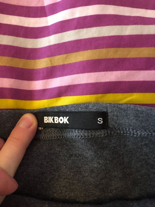 Szara spódnica Bikbok