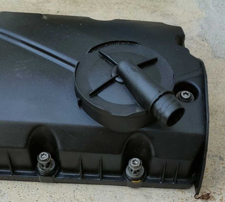 Tampa de válvulas - Skoda Superb