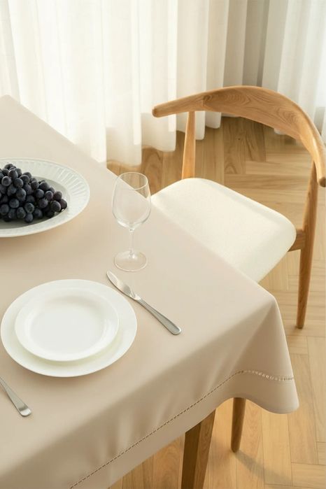 Obrus 140x180 Classy beżowy z mereżką