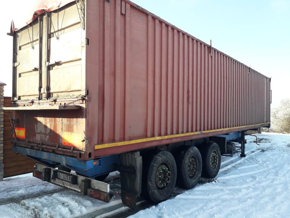 Напів-причіп контейнеровоз