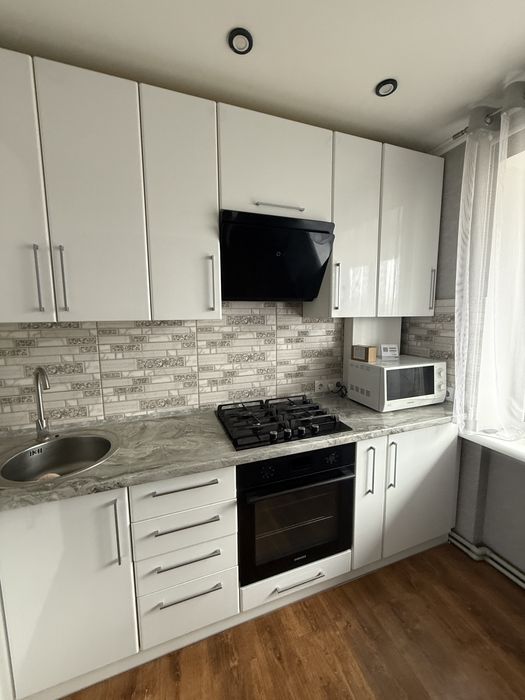 3 кімнатна квартира з АГВ!! р-н Новомиколаївка,СШ 25,ФАНклуб,госпіталь