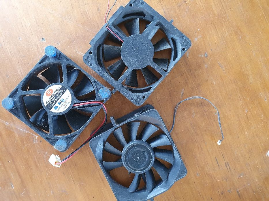 Ventoinhas de 5 e de 12volts diversos tamanhos 100% funcionais