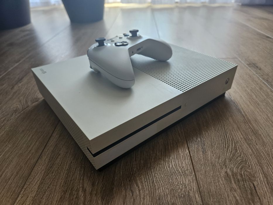 Konsola Xbox one s 1Tb odtwarzacz blueray