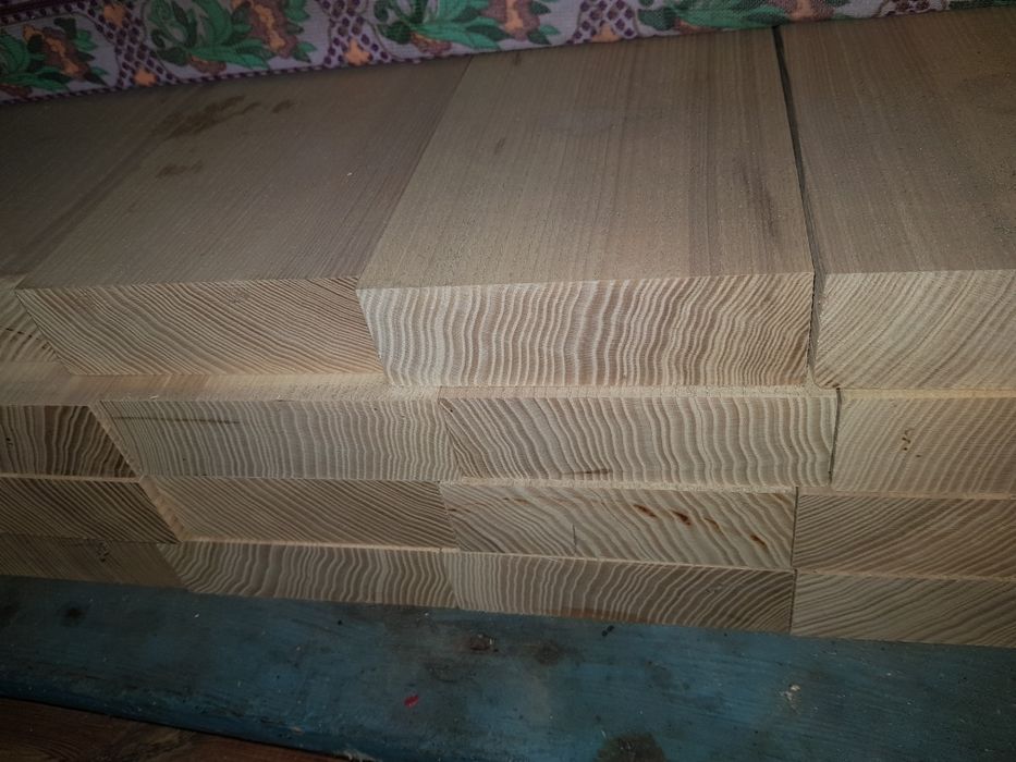 Ясеновая достка .