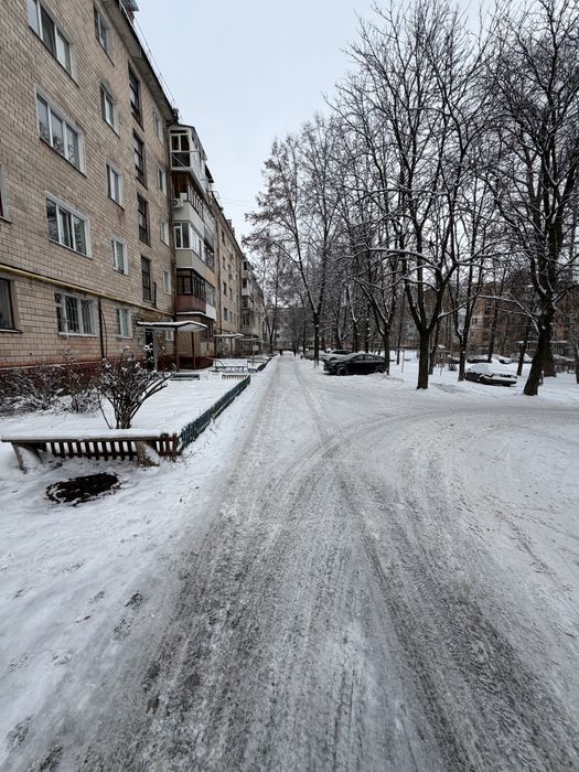 Продам 2 ком рынок Нива Сиверский Сертификат