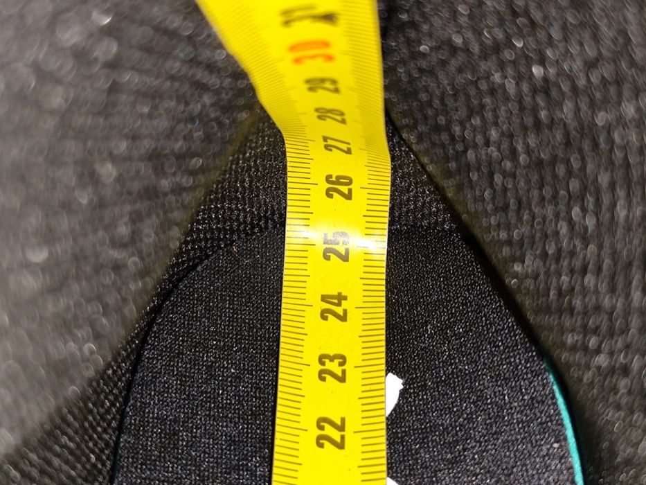 Śliczne Sneakersy Puma rebound joy rozmiar 39