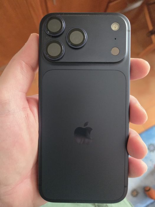 Iphone 17 pro max 256gb como novo
