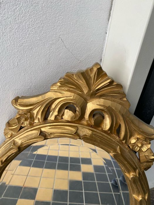 Vendo espelho oval dourado
