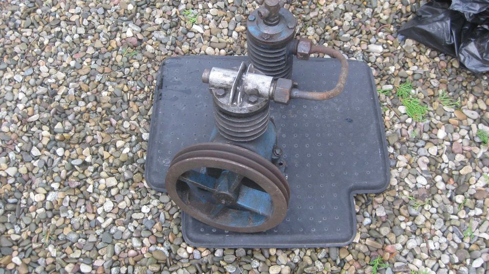 kompresor olejowy jednotłokowy