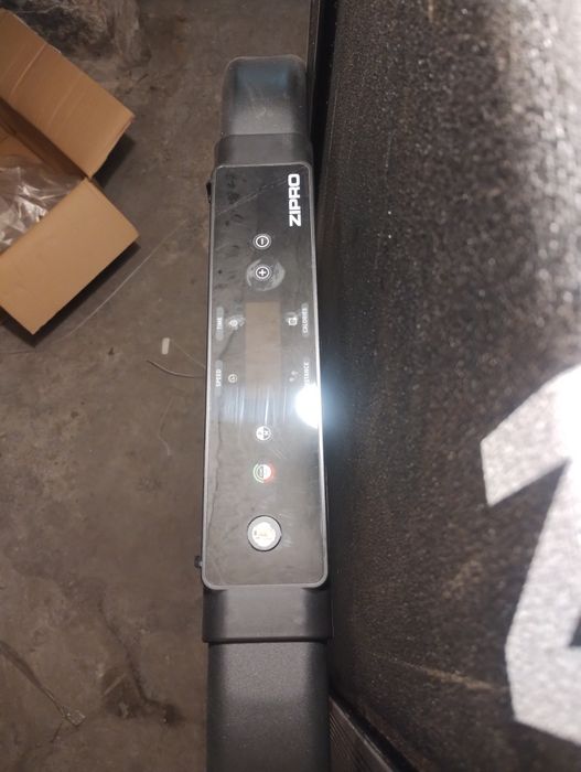 Bieżnia zipro do naprawy.