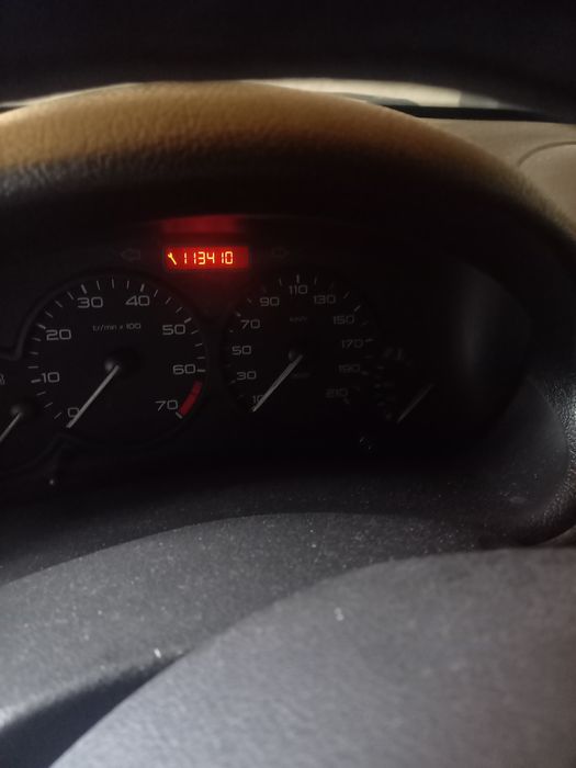 Продаю авто пежо 206 2008