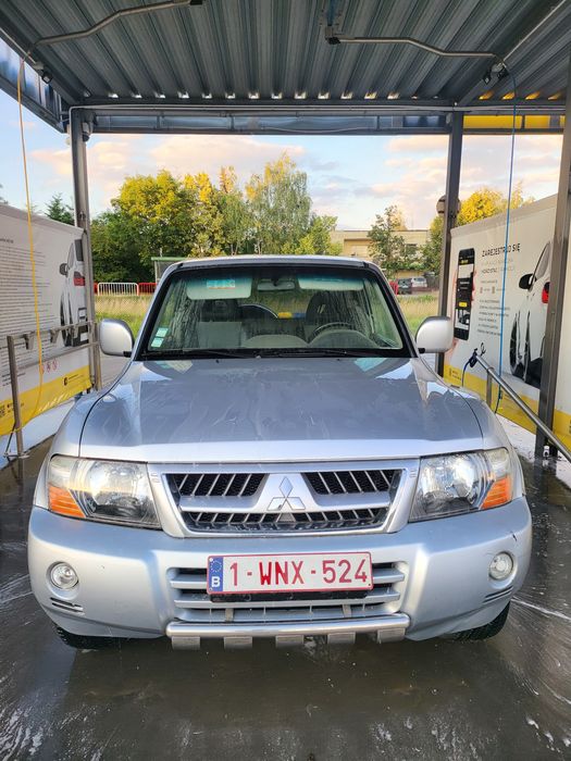 Mitsubishi pajero