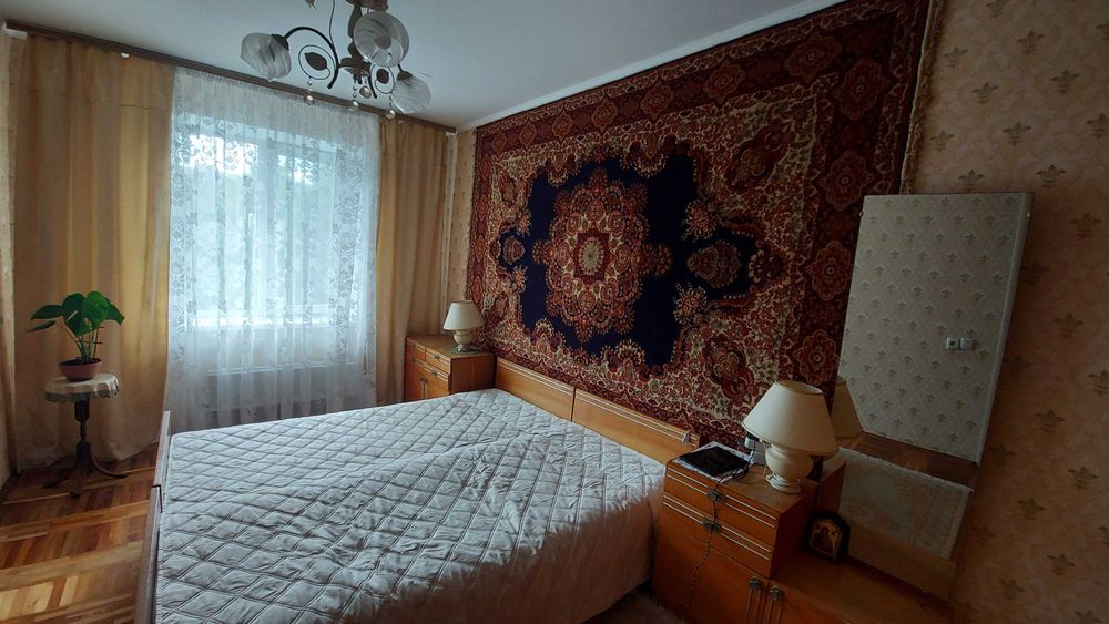 Оренда трикімнатної квартири по вул.Савчука. 4 поверх. Цегла.