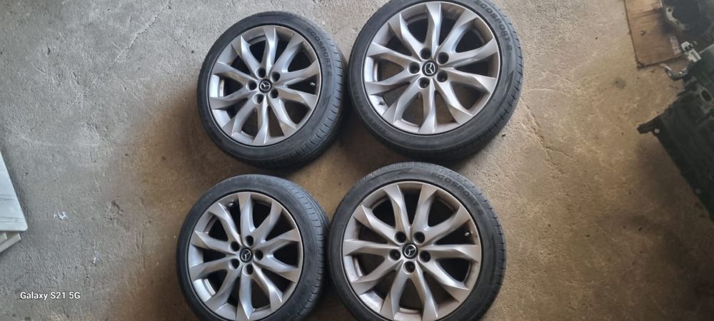 Koła Mazda 3 18 215/45