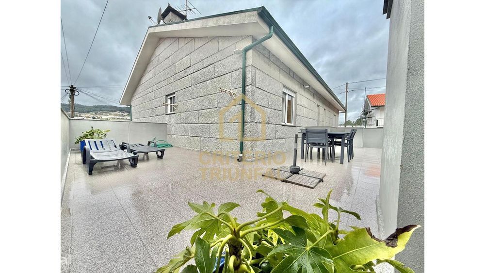 Moradia  T3 Cabeça Santa-Penafiel