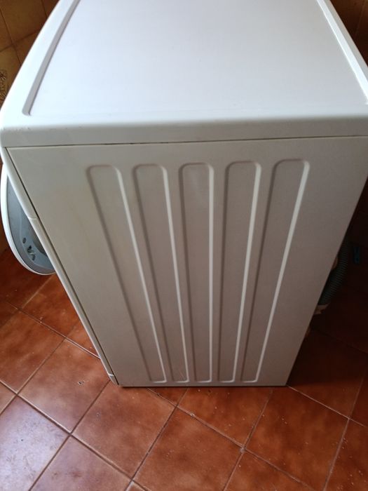 Máquina de lavar roupa