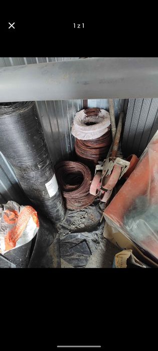 Drut wiązałkowy pozostałości po budowie