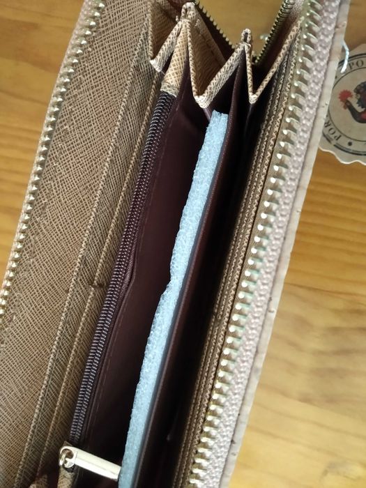 (NOVO, PORTES GRÁTIS) Porta-moedas de Cortiça Português (Bordados)